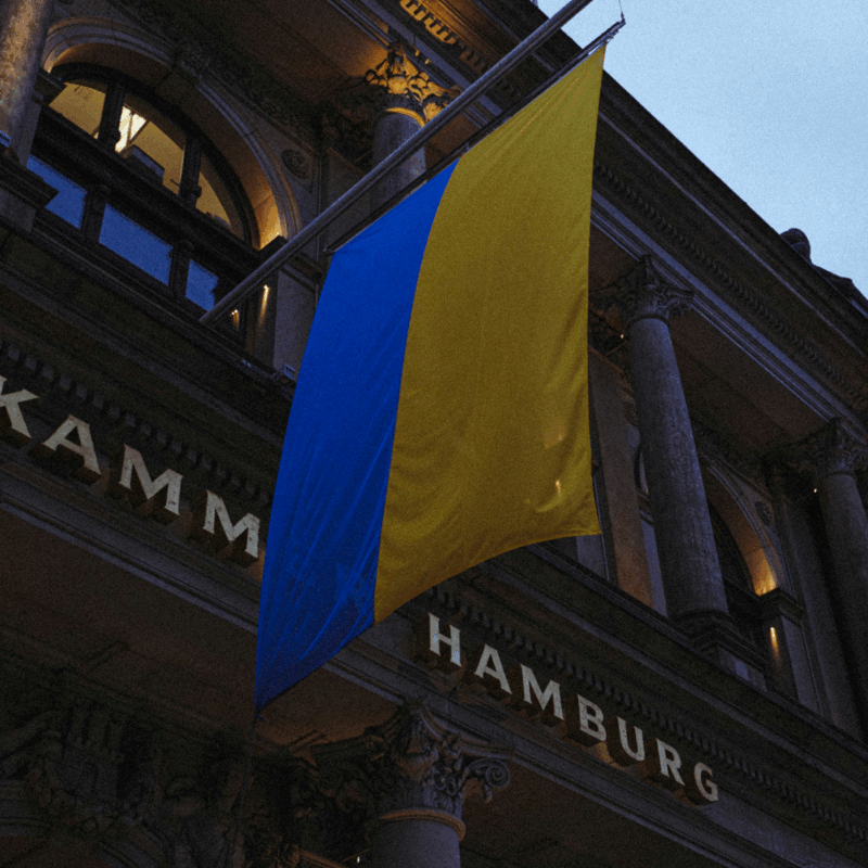 Meilleur traducteur ukrainien-anglais 2025 | Transync AI vs Google Translate, DeepL et VoicePing