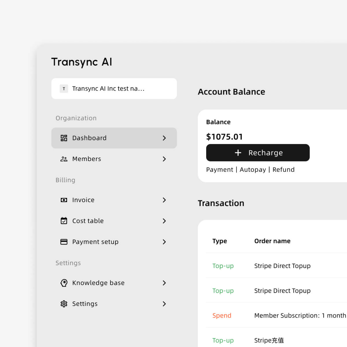 Esta imagen muestra la interfaz de creación de organizaciones con IA de Trasync, donde los usuarios pueden comparar los planes Personal Premium y de Miembro de la Organización, incluyendo precios, horas de uso mensuales, funciones de traducción en tiempo real, cumplimiento de la privacidad y gestión unificada de la organización. Ayuda a los equipos a configurar eficientemente las funciones de traducción en tiempo real y reuniones con IA a nivel empresarial.